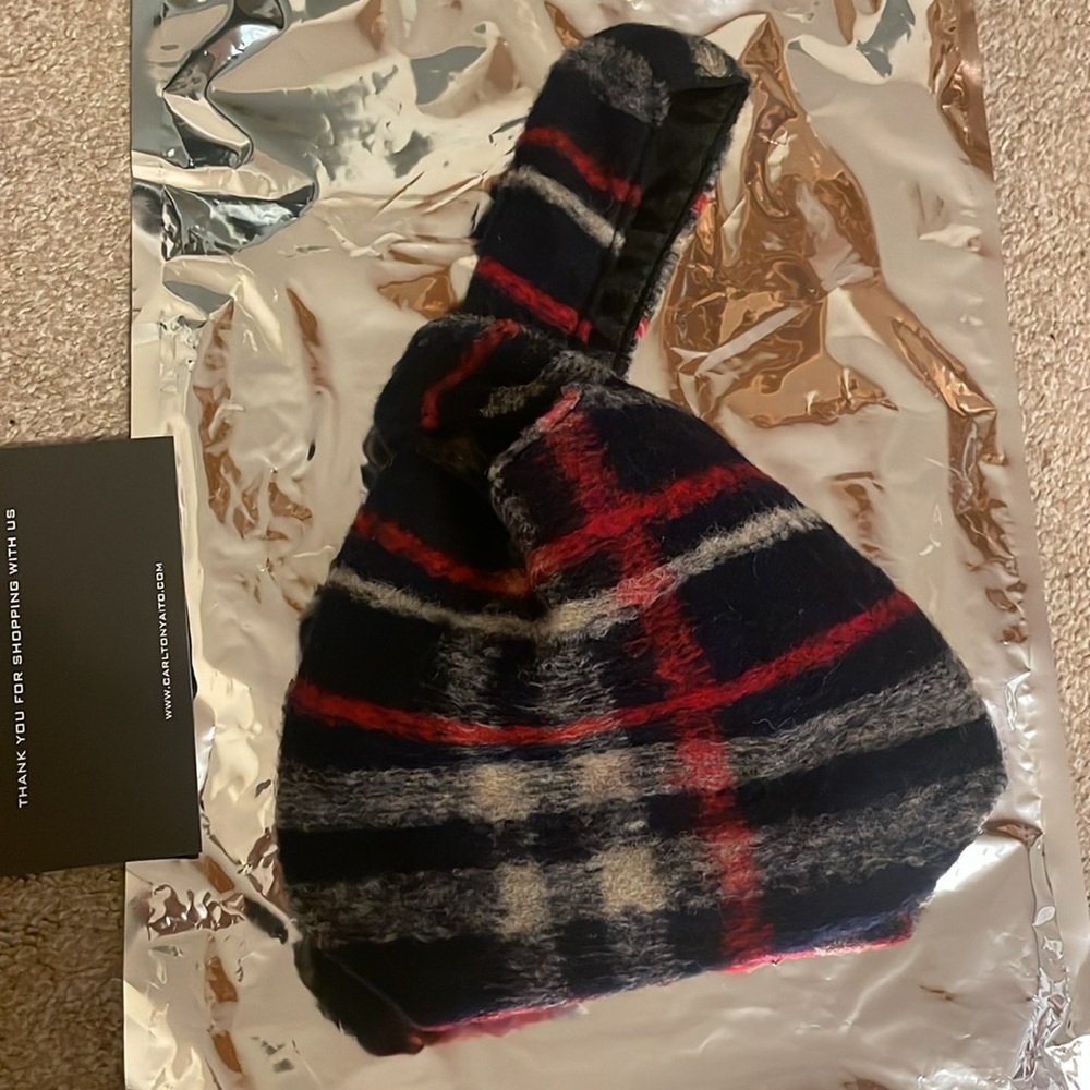 Carlton Yaito one handle knot bag